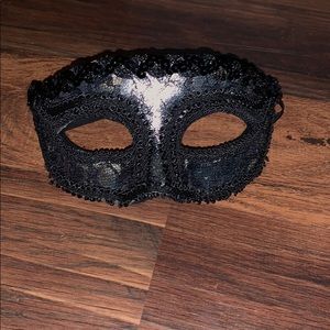 Black Lace Mask